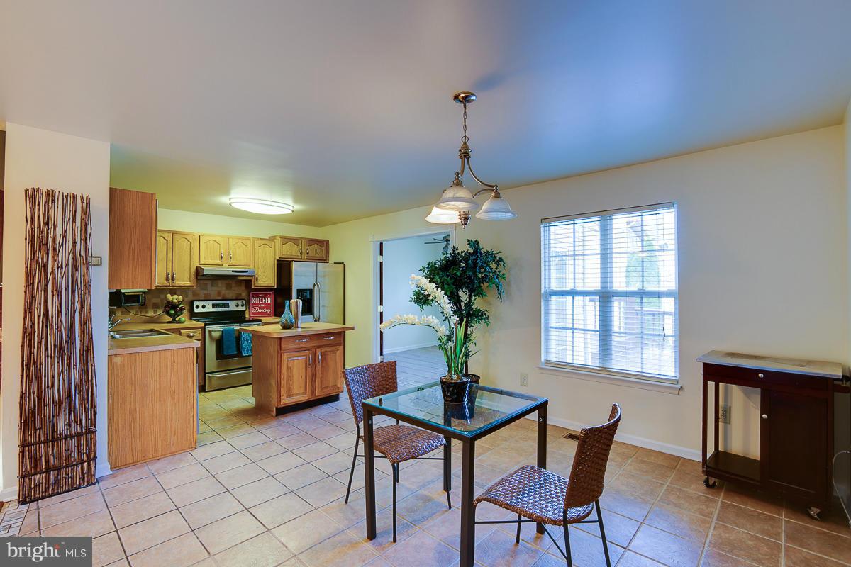 3217 Kelox Road Baltimore, MD 21207 - Photo 7 of 27 Dining Room