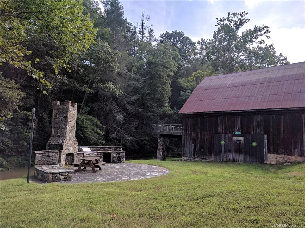 11 Gristview Road, Unit 11 Marshall, NC 28753 - Photo 6 of 8 Gallery Image 6