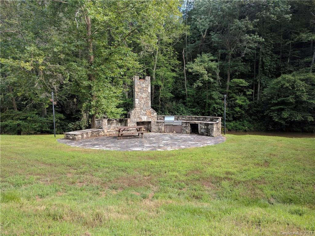 11 Gristview Road, Unit 11 Marshall, NC 28753 - Photo 8 of 8 Gallery Image 8