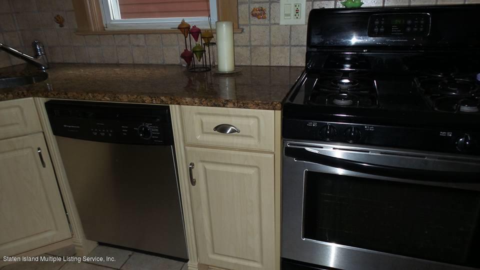 274 Manor Road Staten Island, NY 10314 - Photo 20 of 30 274 Manor Rd 20