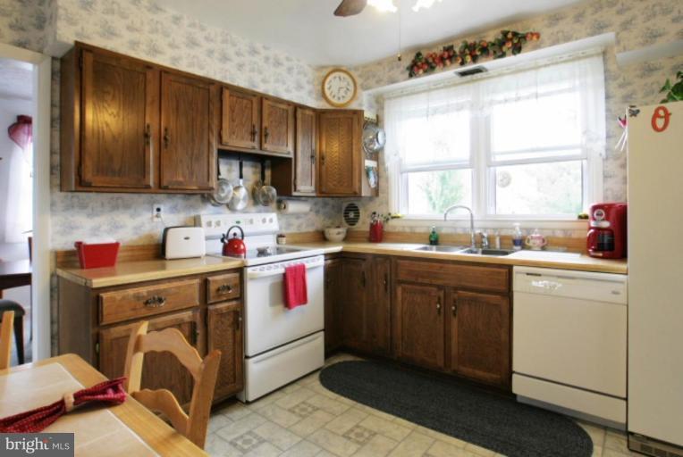 1616 Alston Road Towson, MD 21204 - Photo 16 of 30 Kitchen #2