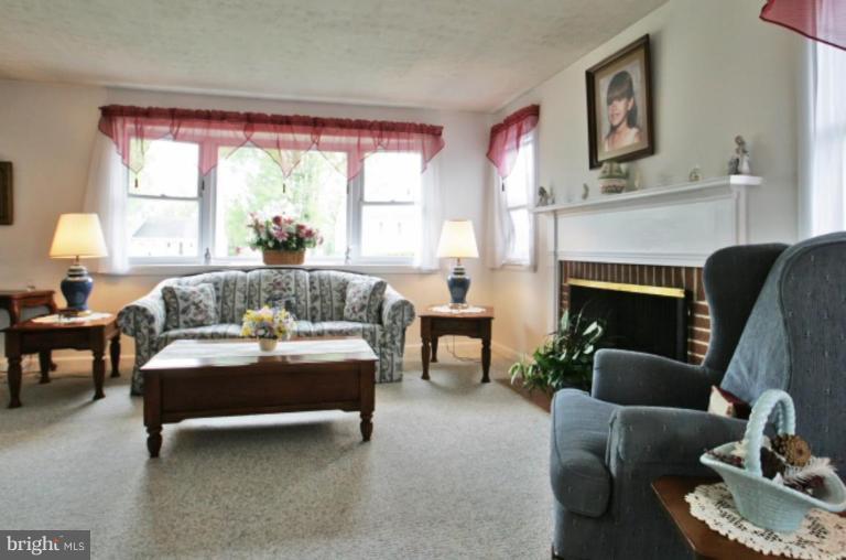 1616 Alston Road Towson, MD 21204 - Photo 21 of 30 Living Room #3