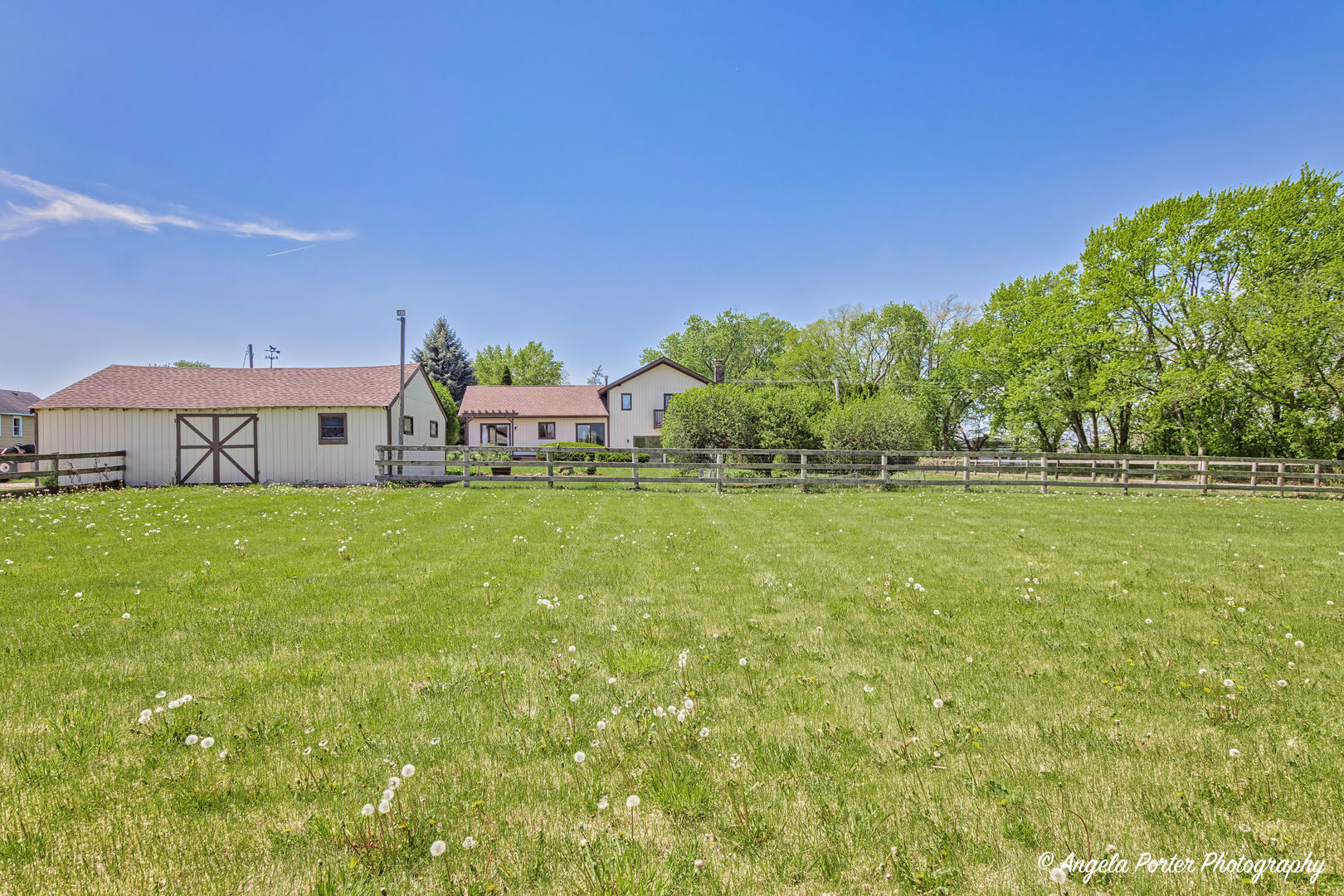 700 Barreville Road McHenry, IL 60050 - Photo 3 of 45 Gallery Image 3