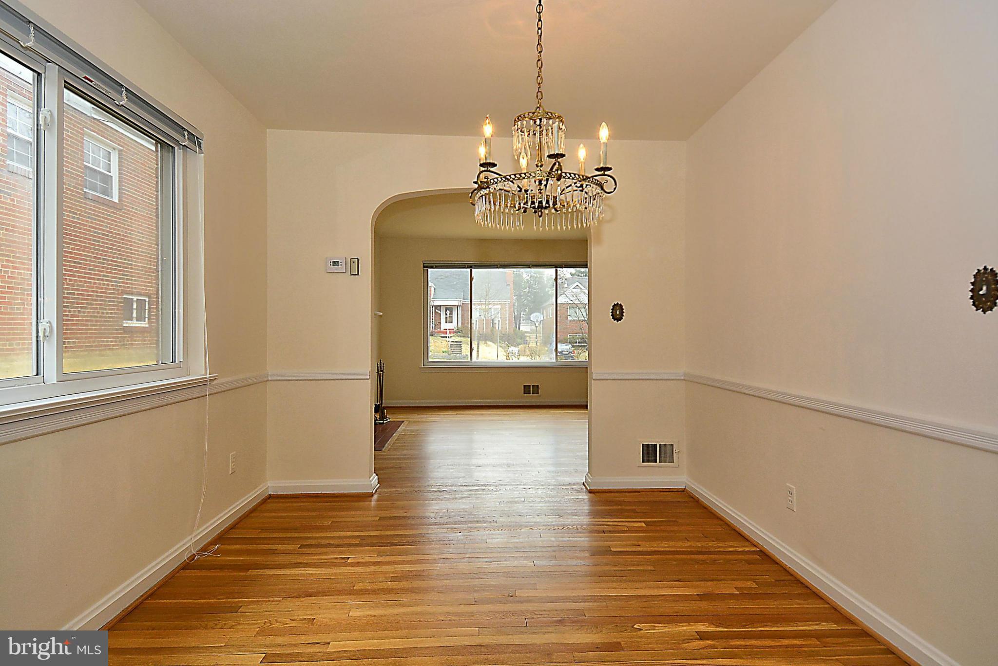1605 Wilson Place Silver Spring, MD 20910 - Photo 8 of 30 Dining Room