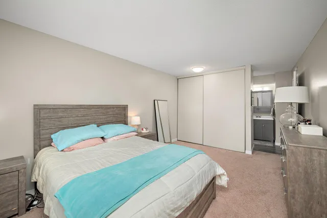 $212,500 | 4618 Cedar Lake Road, Unit 6, St. Louis Park, MN 55416