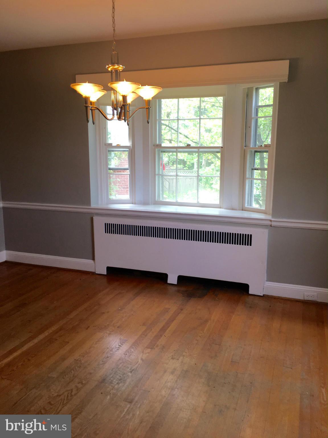 1330 Northview Road Baltimore, MD 21218 - Photo 5 of 28 Dining Room