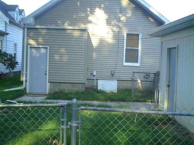 2706 North Prospect Road Peoria, IL 61603 - Photo 6 of 7 Gallery Image 6