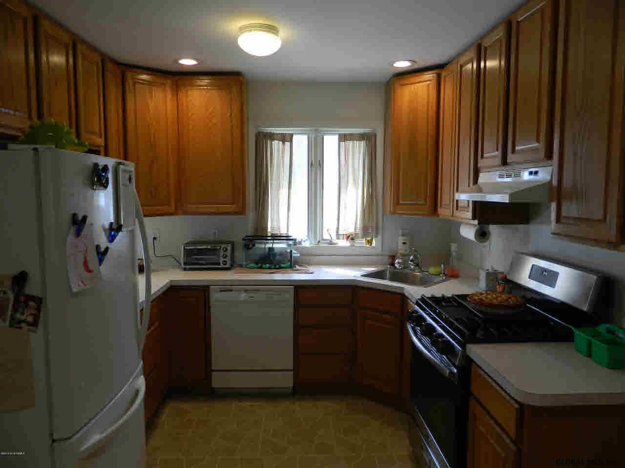 122 Fort Edward Road Moreau, NY 12828 - Photo 8 of 14 Photo 8