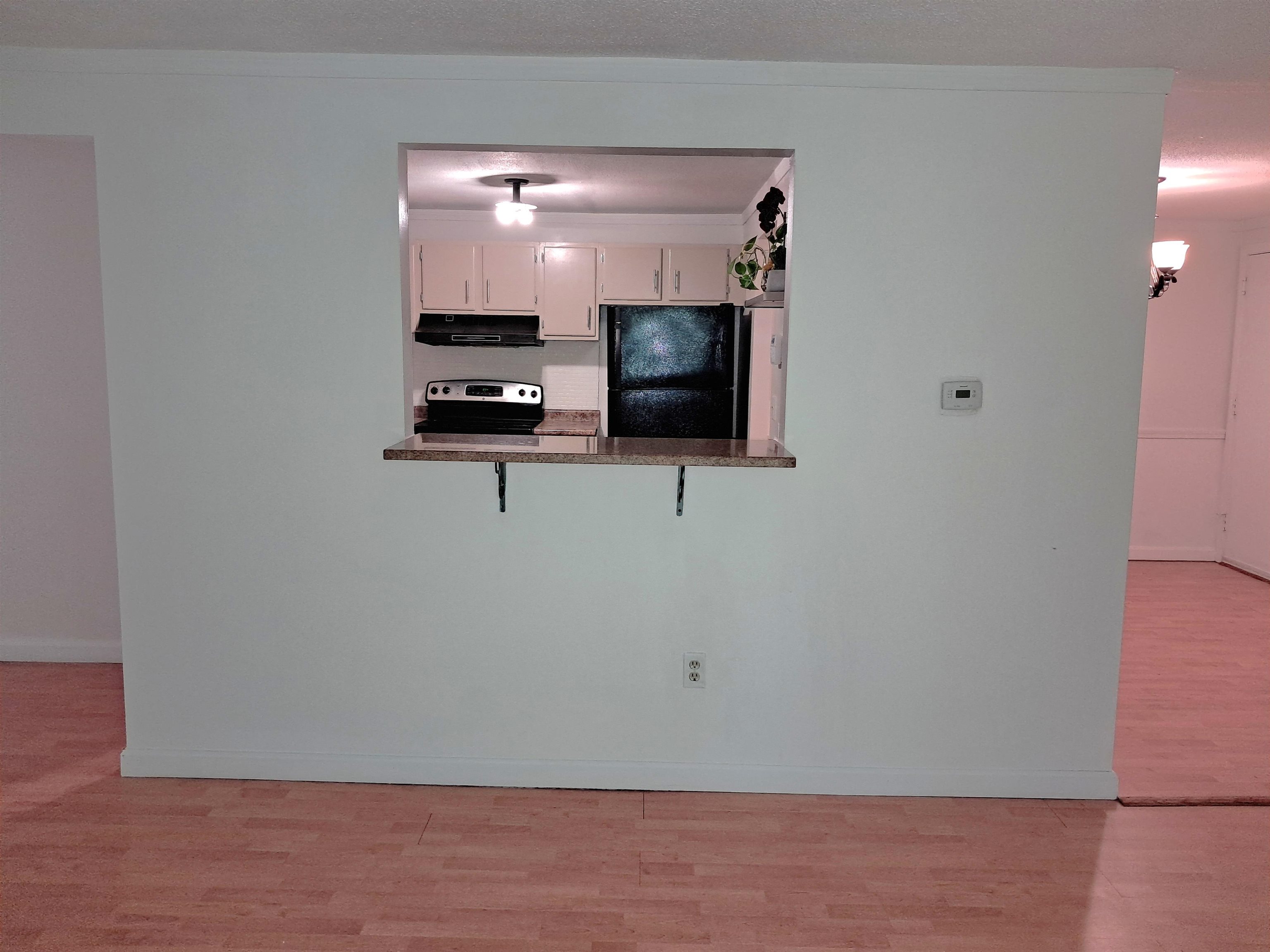 112 English Village Road, Unit 203 Manchester, NH 03102 - Photo 10 of 30 Gallery Image 10