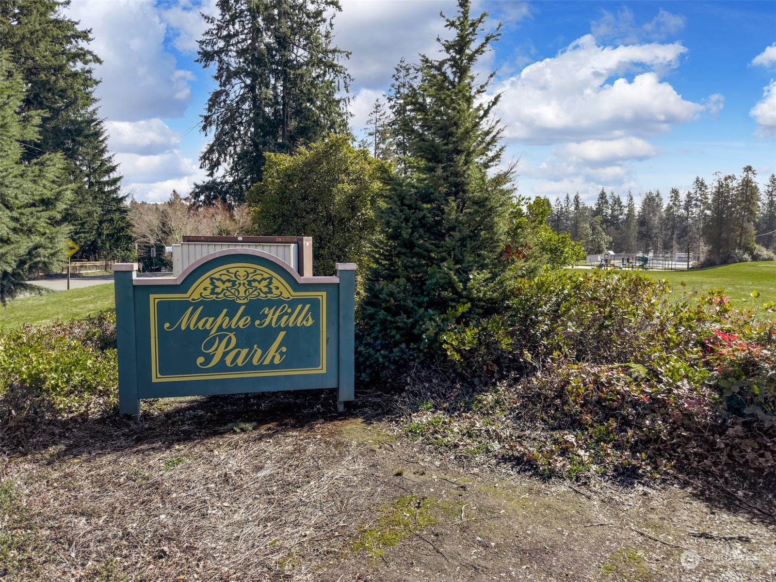 20628 Southeast 162nd Way Renton, WA 98059 - Photo 21 of 25 a sign on the side of the road