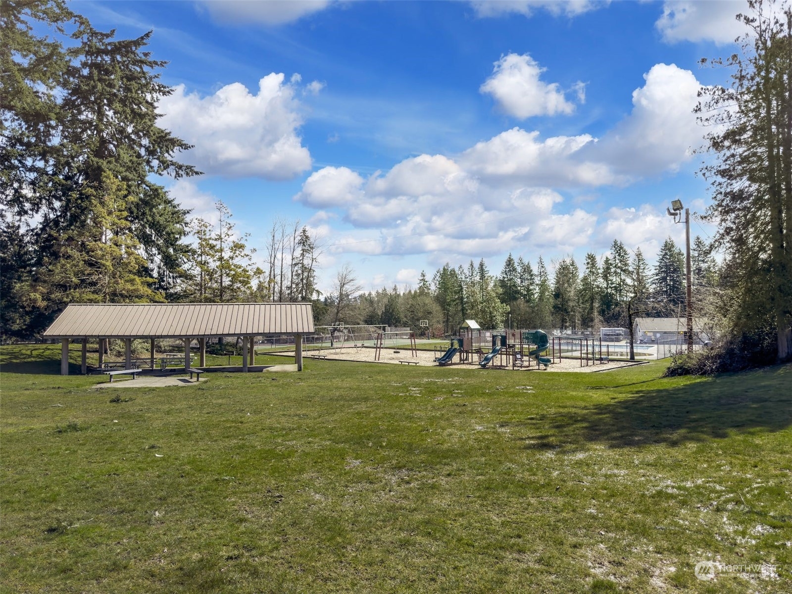 20628 Southeast 162nd Way Renton, WA 98059 - Photo 22 of 25 a view of a large garden