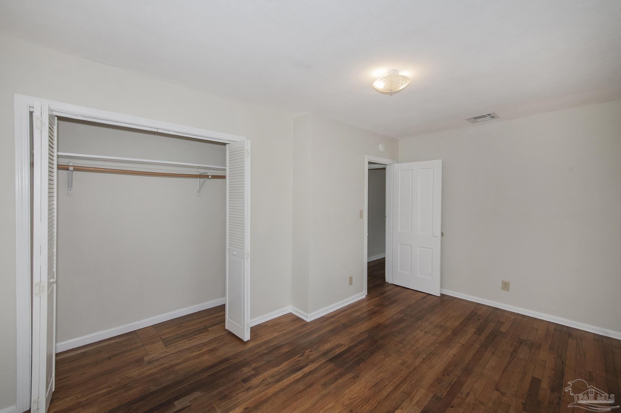 211 Berry Road Pensacola, FL 32507 - Photo 17 of 39
