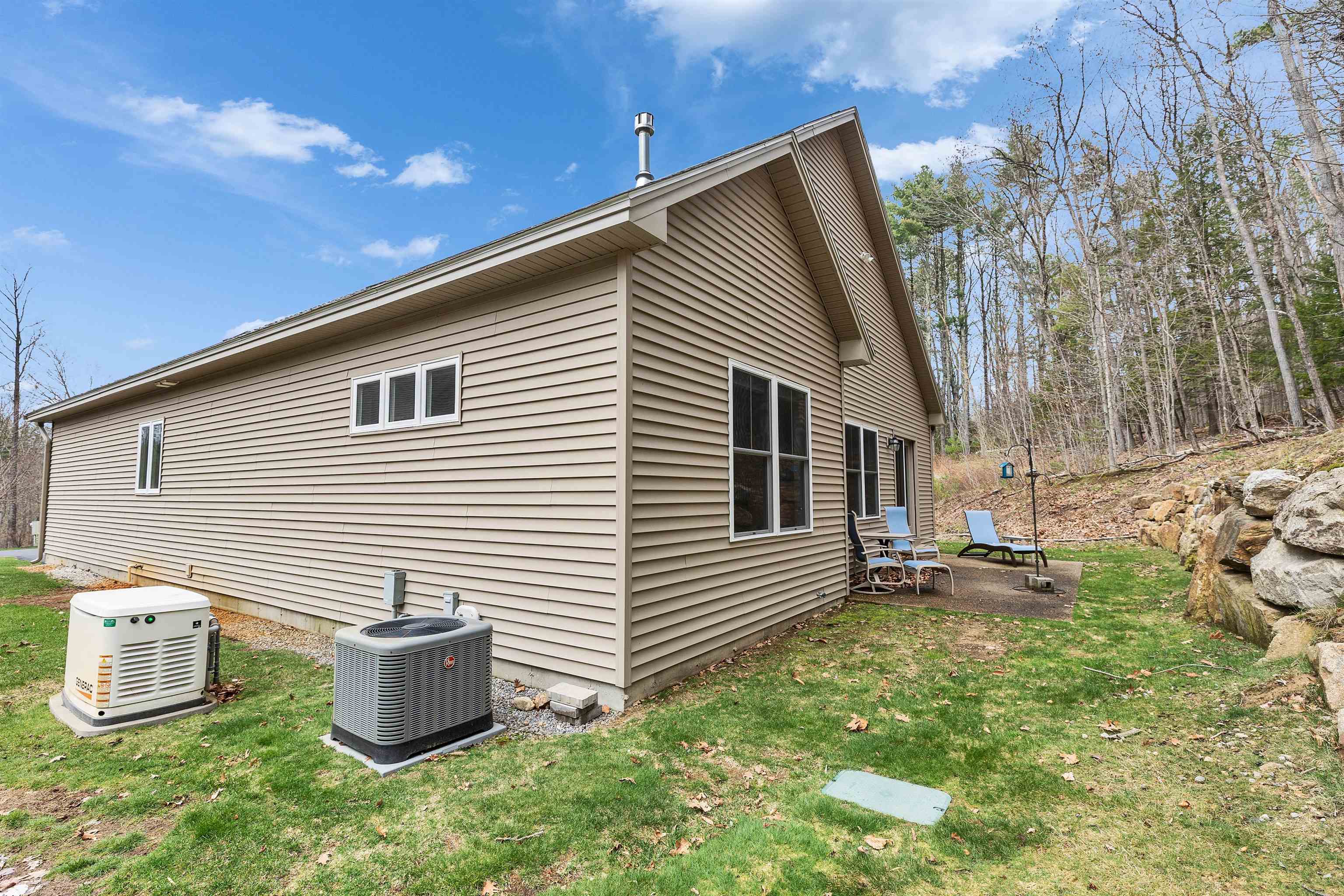 99 Pulpit Road, Unit 3 Bedford, NH 03110 - Photo 41 of 47 Gallery Image 41