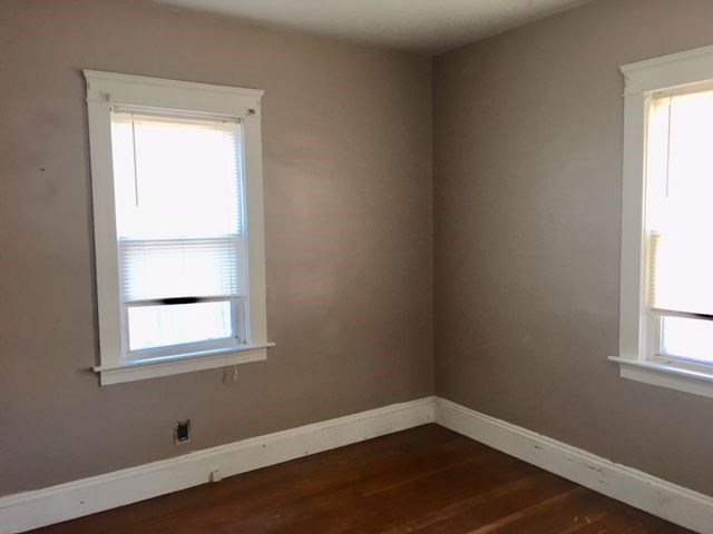 29 Anoka Road Warwick, RI 02889 - Photo 5 of 10 Gallery Image 5