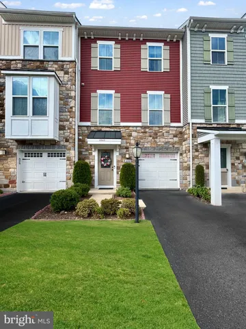 $649,000 | 41688 McMonagle Square, Aldie, VA 20105