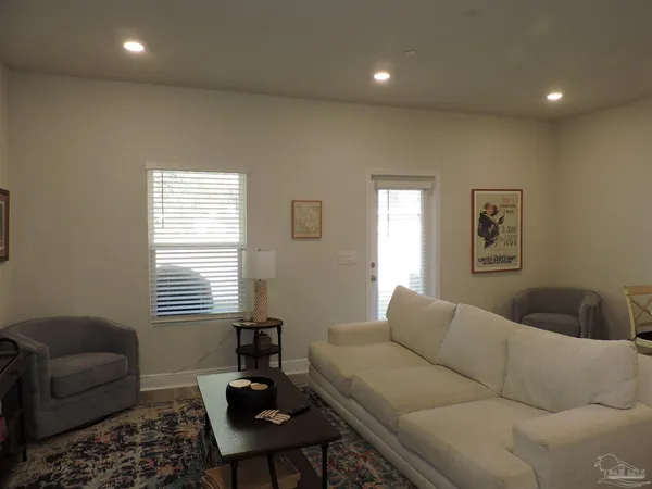 $1,750 | 7170 Village Lane, Pensacola, FL 32504