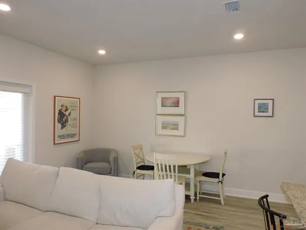 $1,750 | 7170 Village Lane, Pensacola, FL 32504