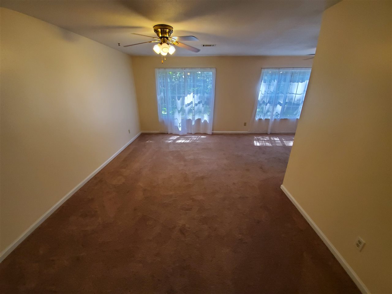 1827 Aaron Road Tallahassee, FL 32303 - Photo 3 of 36 Gallery Image 3