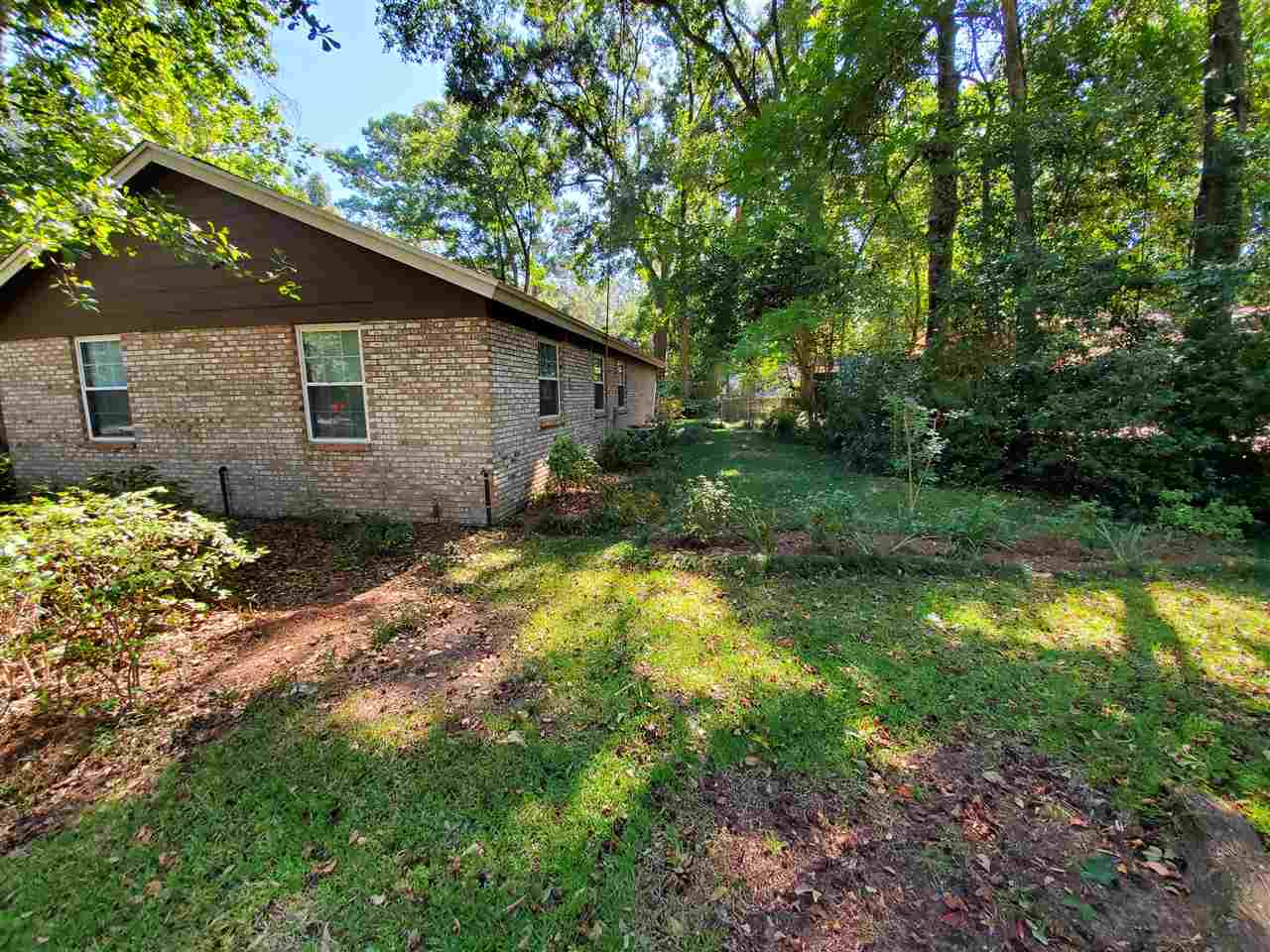 1827 Aaron Road Tallahassee, FL 32303 - Photo 32 of 36 Gallery Image 32