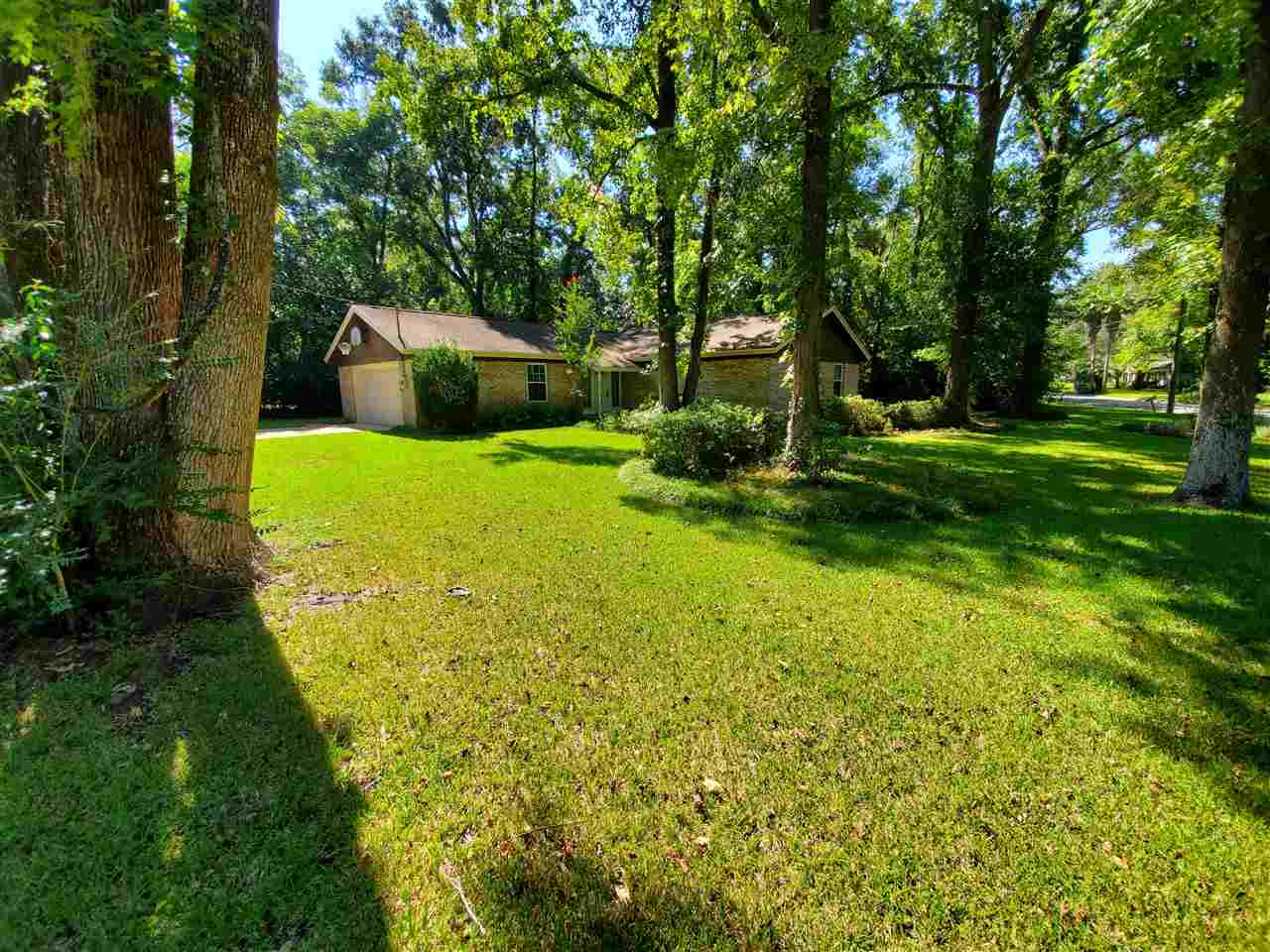1827 Aaron Road Tallahassee, FL 32303 - Photo 34 of 36 Gallery Image 34