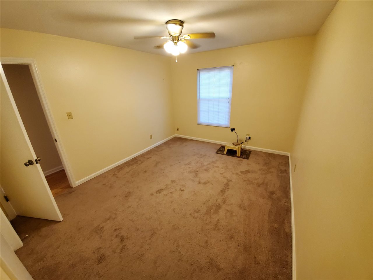 1827 Aaron Road Tallahassee, FL 32303 - Photo 4 of 36 Gallery Image 4