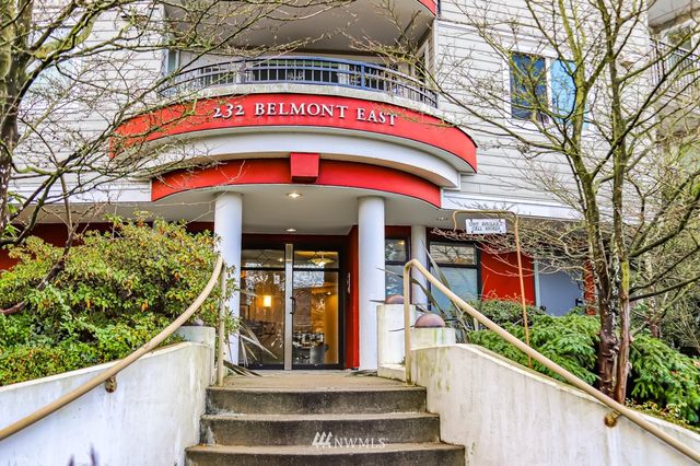 $575,000 | 232 Belmont Avenue East, Unit 306, Seattle, WA 98102