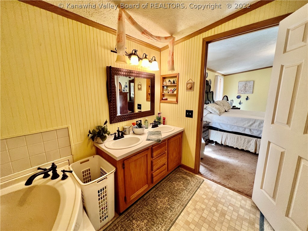 2735 Ripley Road Point Pleasant, WV 25550 - Photo 27 of 49 Gallery Image 27