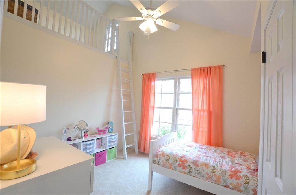 322 Buffalo Ridge Road Canonsburg, PA 15317 - Photo 11 of 25 Gallery Image 11