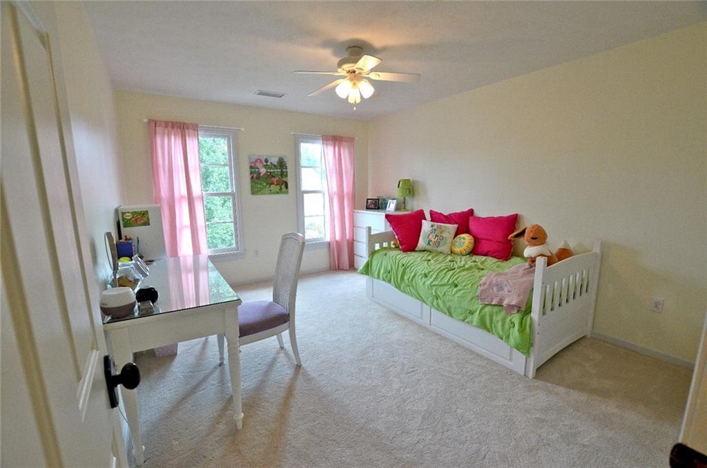 322 Buffalo Ridge Road Canonsburg, PA 15317 - Photo 15 of 25 Gallery Image 15