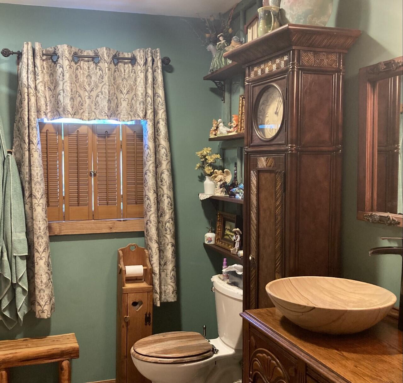 35 North Bock Road Muskegon, MI 49442 - Photo 15 of 78 thumbnail_IMG_1907