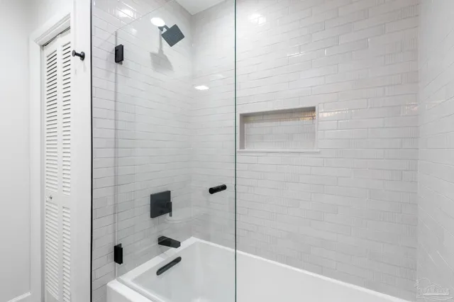 $1,325,000 | 5 Port Royal Way, Pensacola, FL 32502