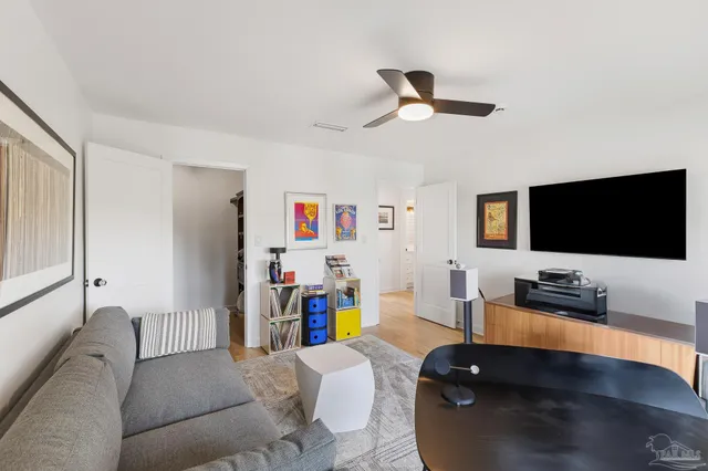 $1,325,000 | 5 Port Royal Way, Pensacola, FL 32502