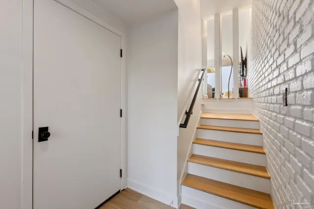 $1,325,000 | 5 Port Royal Way, Pensacola, FL 32502