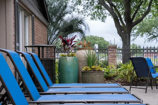 $838 | 2800 South Ashford Road, Unit 701, Houston, TX 77082
