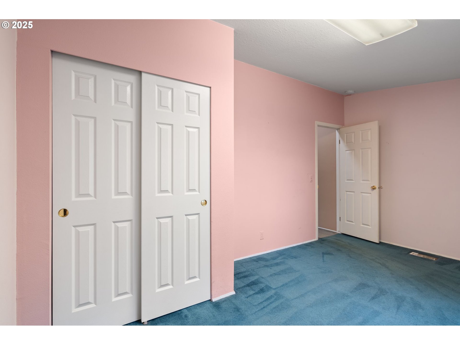 1720 Southwest Stringtown Road Forest Grove, OR 97116 - Photo 26 of 39 a view of an empty room