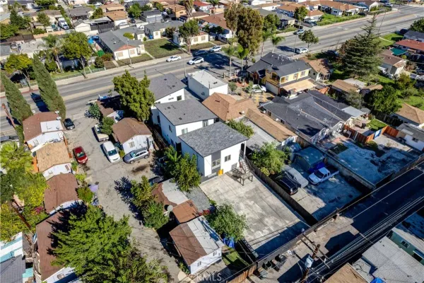 $2,800 | 5824 Gage Bell Gardens, Bell Gardens, CA 90201
