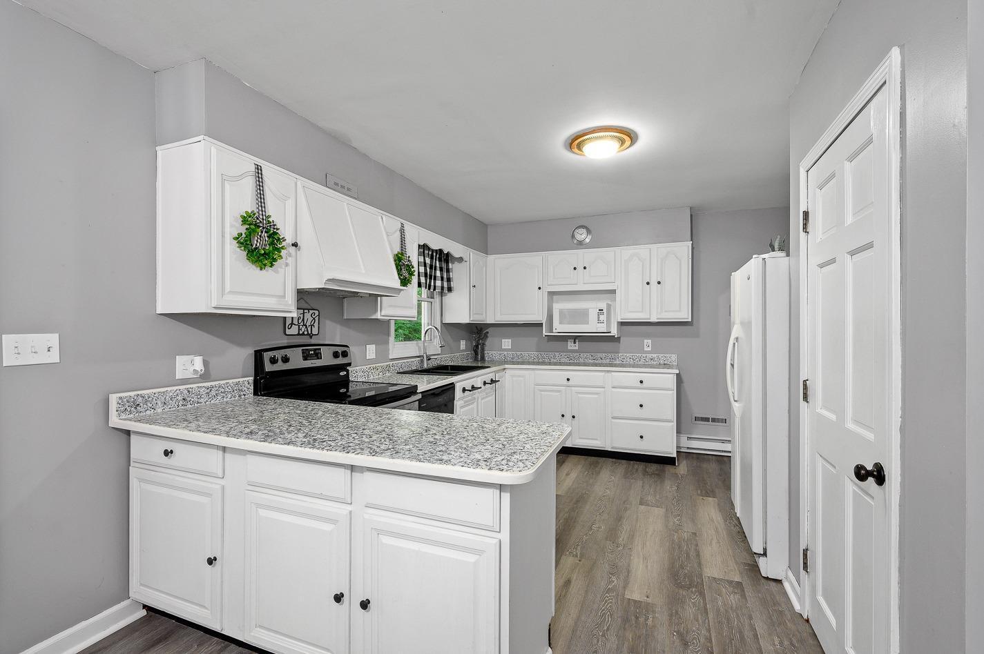 3357 No 9 Road Blanchester, OH 45107 - Photo 12 of 39 Gallery Image 12