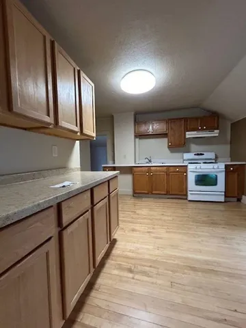 $265,000 | 514 West Irving Avenue, Oshkosh, WI 54901