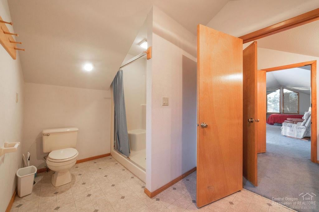 63367 O. B. Riley Road Bend, OR 97703 - Photo 21 of 24 Bathroom in apartment