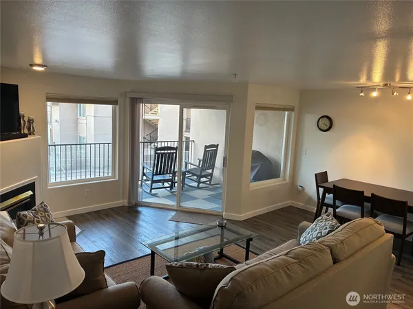 $245,000 | 2900 West Marina Drive, Unit 201, Moses Lake, WA 98837