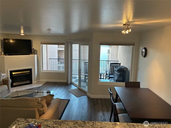 $245,000 | 2900 West Marina Drive, Unit 201, Moses Lake, WA 98837