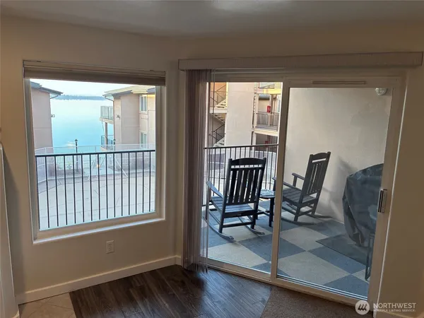 $245,000 | 2900 West Marina Drive, Unit 201, Moses Lake, WA 98837