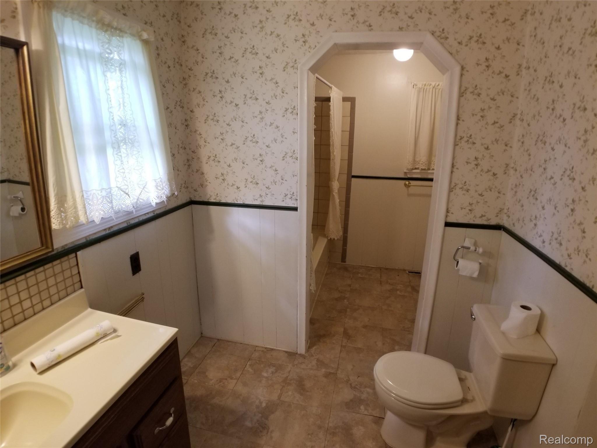 16009 Imlay City Road Capac, MI 48014 - Photo 14 of 25 20210903_114443.jpg