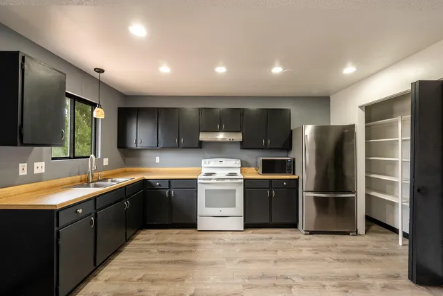 $247,500 | 1335 Highland Avenue, Sheridan, WY 82801