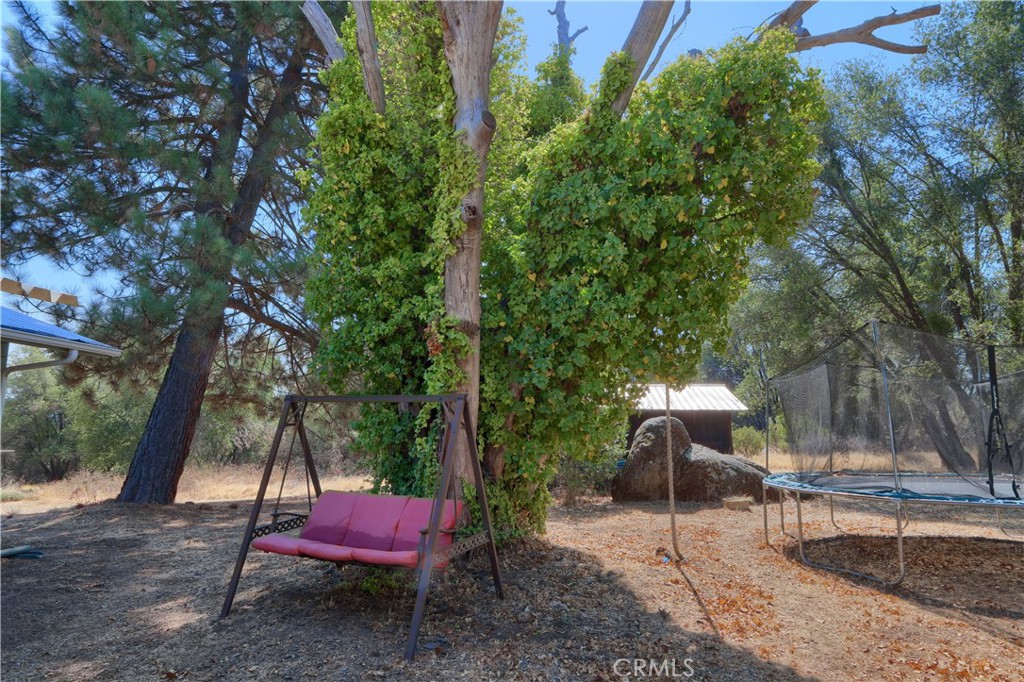 5268 Schafer Road Mariposa, CA 95338 - Photo 32 of 45
