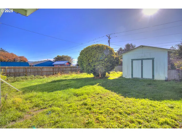 $324,000 | 1109 Rowland Lane, Brookings, OR 97415