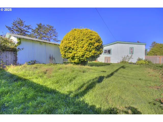 $324,000 | 1109 Rowland Lane, Brookings, OR 97415