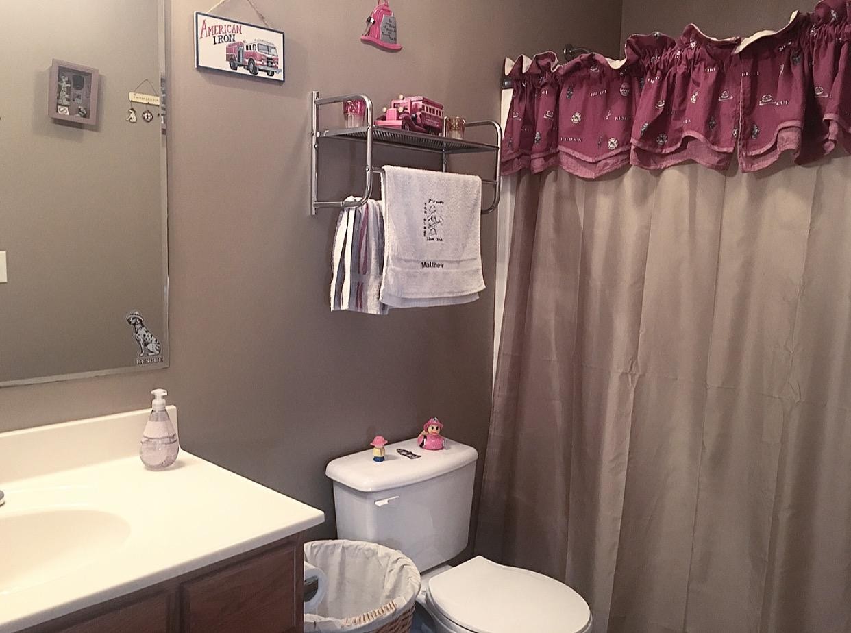 6323 Hugh Willis Road Powell, TN 37849 - Photo 16 of 30 Gallery Image 16