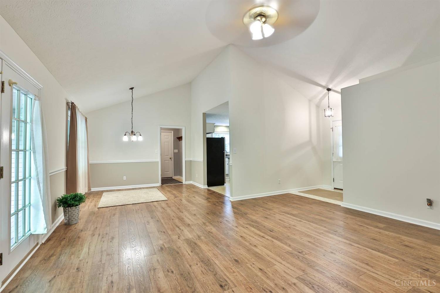 1042 Redbird Road Loveland, OH 45140 - Photo 8 of 42