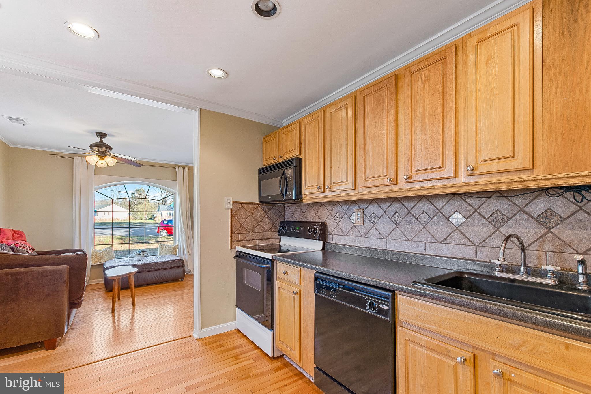 713 Kingfisher Road Deale, MD 20751 - Photo 15 of 26 Gallery Image 15